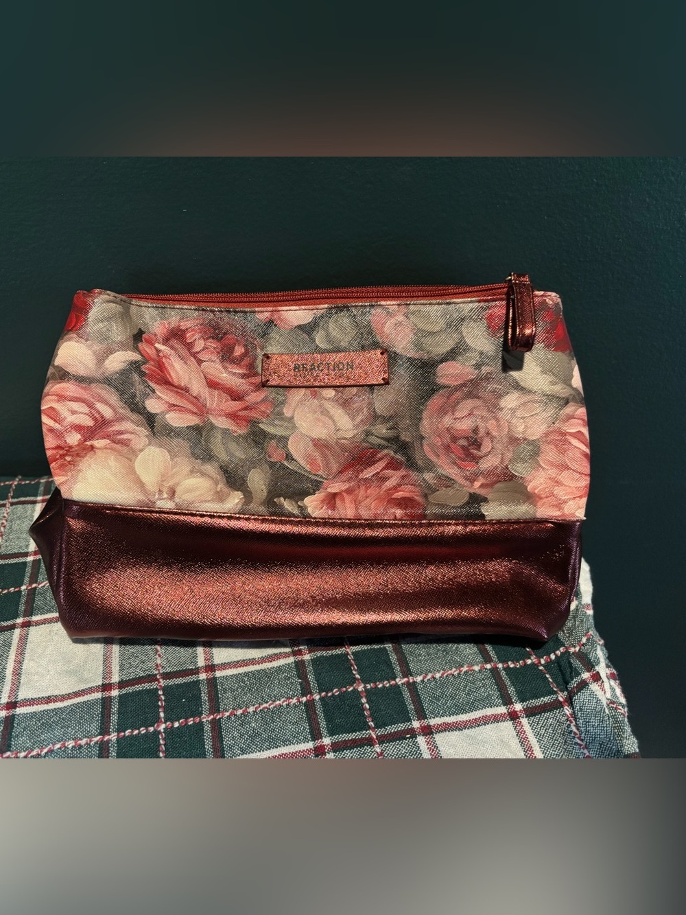 Never Used Kenneth Cole Reaction Rose Floral Cosmetic Pouch in Metallic Rose